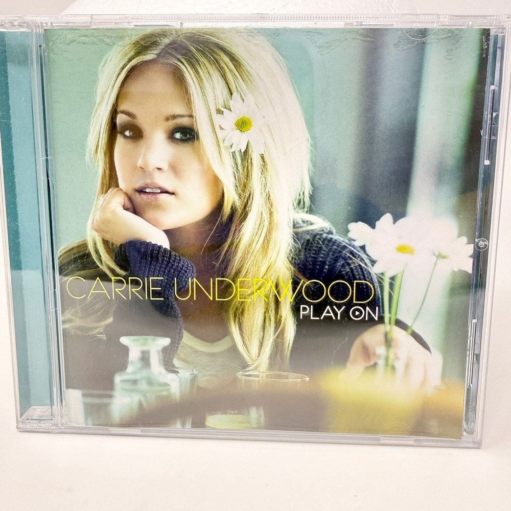Carrie Underwood Play On CD 2009 Arista Nashville Country Pop Cowboy Casanova
